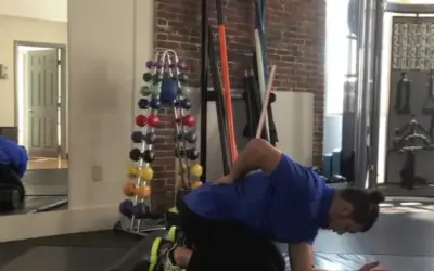 Exercise of the Week: Improve Your Golf Swing! Hip Locked Quadruped Thoracic Rotation